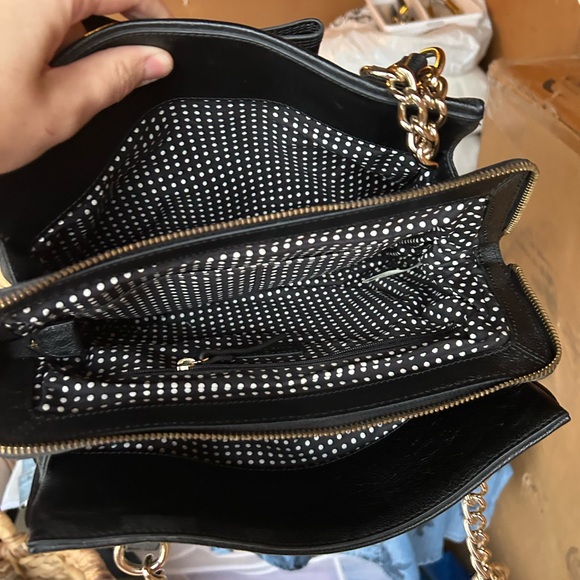 Black Kate Spade purse. Hardly used and in great condition. - Picture 7 of 14
